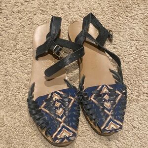 Mexican style shoes size 8